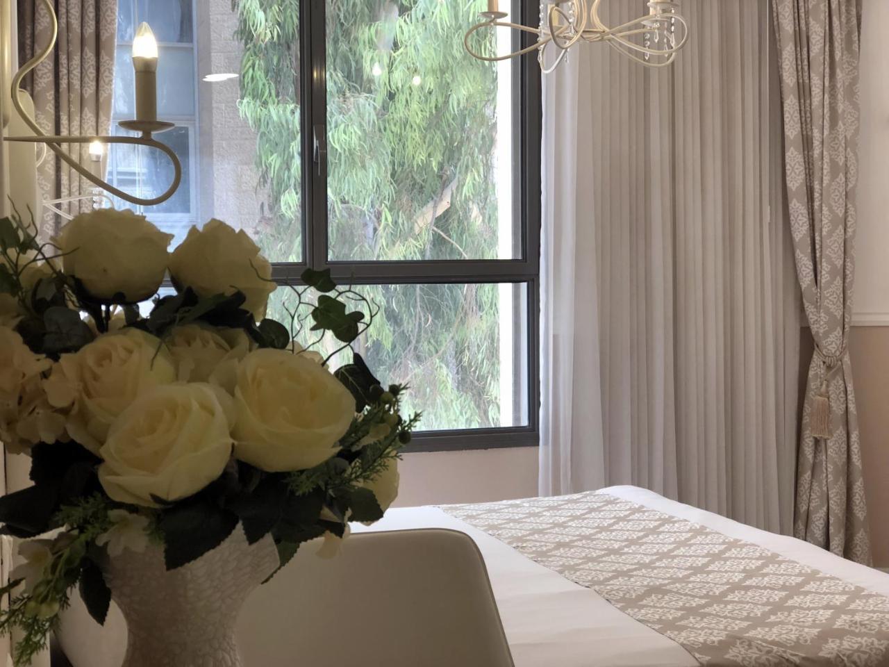 Litov Hotel - A Religious Boutique Hotel เยรูซาเลม ภายนอก รูปภาพ